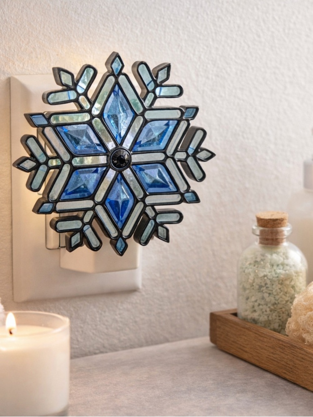 Bath & Body Works Snowflake Wallflower Plug Blue Night Light Winter Decor P4201
